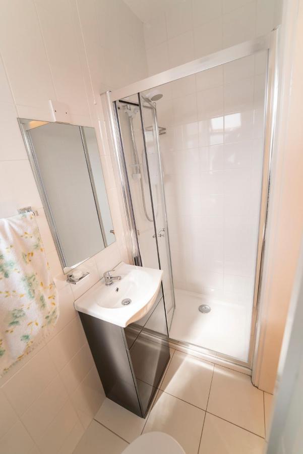 Charming City Centre Guest House Galway Esterno foto